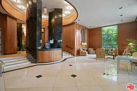 $1,395,000 | 10790 Wilshire Boulevard, Unit 503, Los Angeles, CA 90024