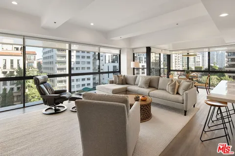 $1,395,000 | 10790 Wilshire Boulevard, Unit 503, Los Angeles, CA 90024