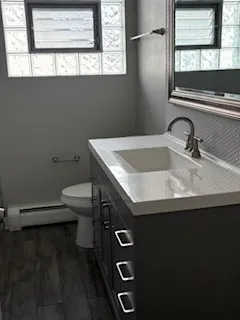 $2,300 | 5619 North Menard Avenue, Unit 2, Chicago, IL 60646