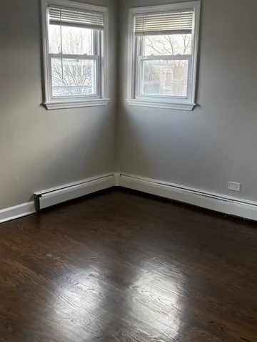 $2,300 | 5619 North Menard Avenue, Unit 2, Chicago, IL 60646