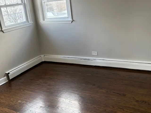 $2,300 | 5619 North Menard Avenue, Unit 2, Chicago, IL 60646