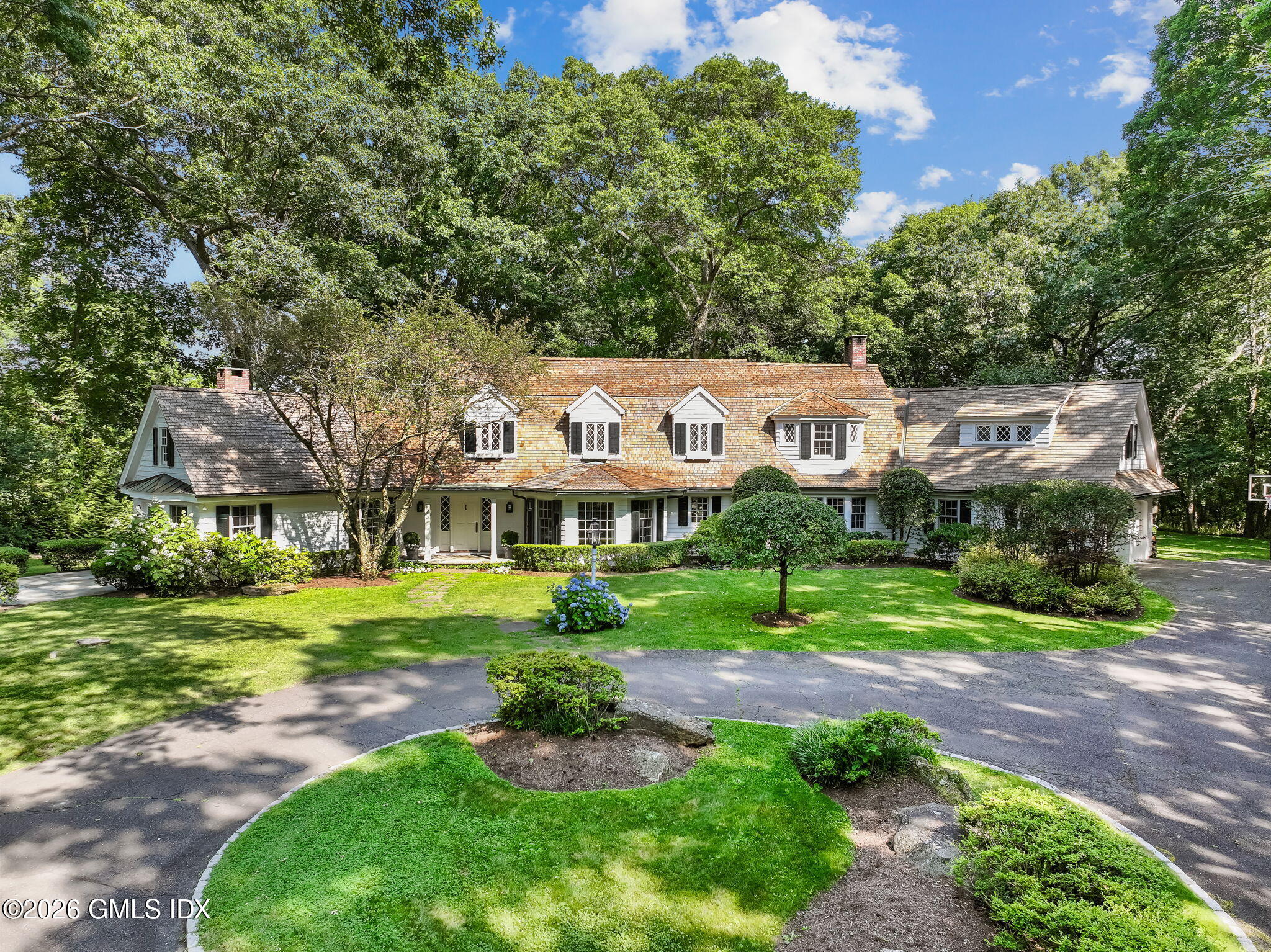 11-web-or-mls-14-pinecroft-rd