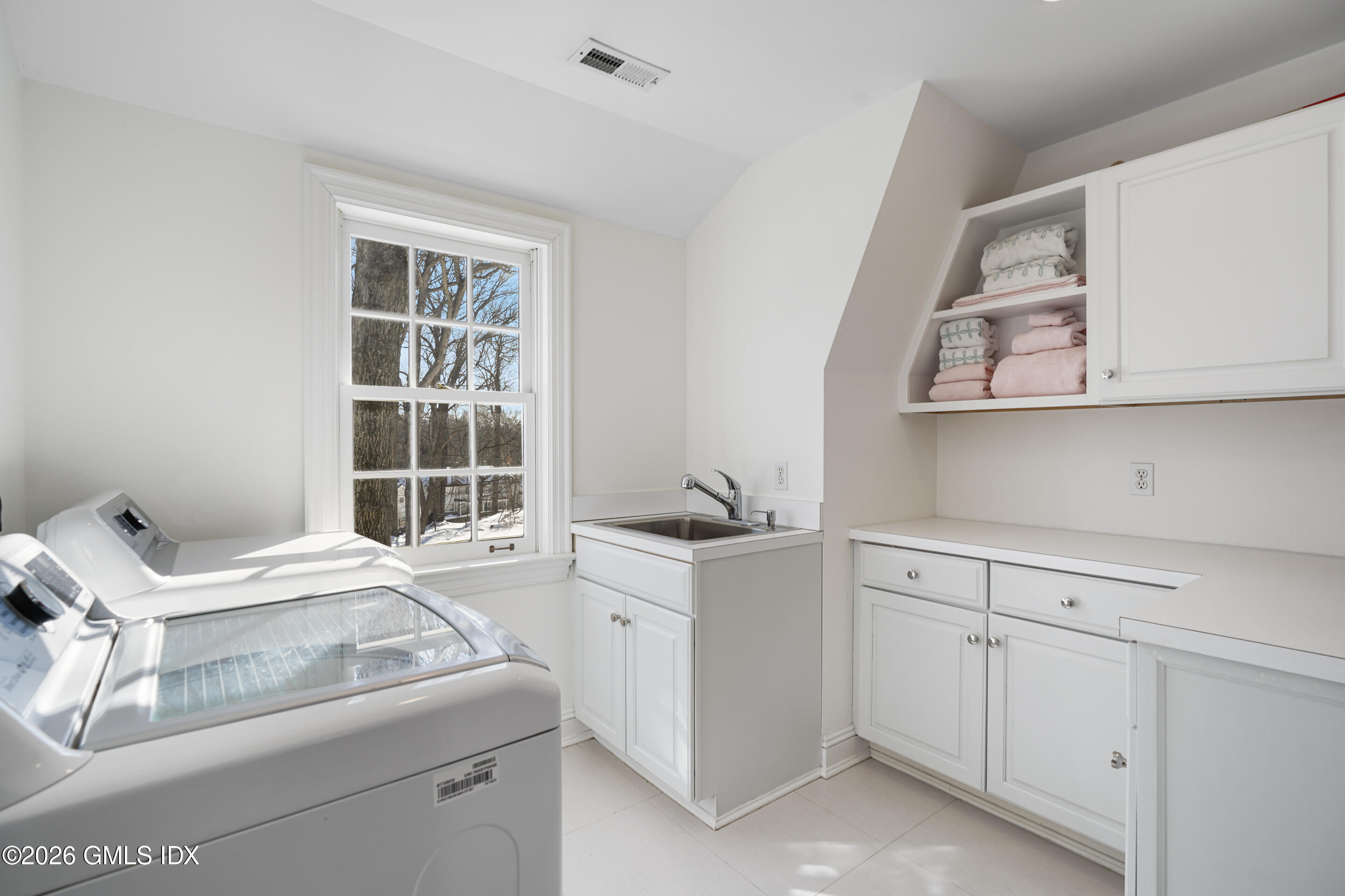 14 Pinecroft Road Greenwich, CT 06830 - Photo 42 of 47 DSC02884_1