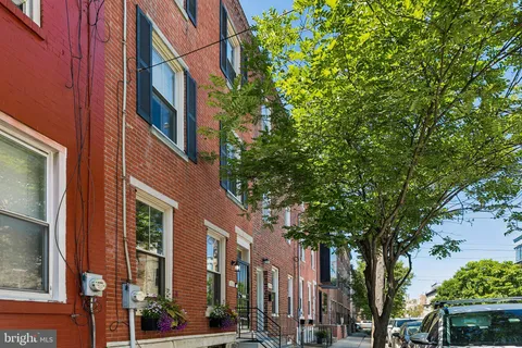 $725,000 | 2128 Carpenter Street, Philadelphia, PA 19146