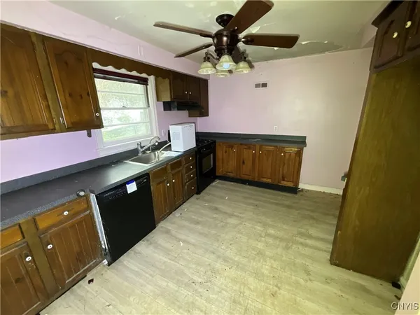 $89,100 | 7184 State Street, Oswegatchie, NY 13669