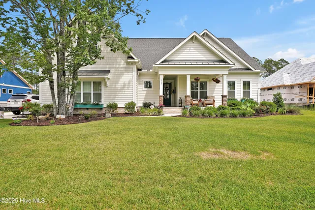 $695,000 | 664 Breezewood Drive Southeast, Bolivia, NC 28422