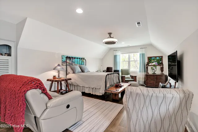 $695,000 | 664 Breezewood Drive Southeast, Bolivia, NC 28422