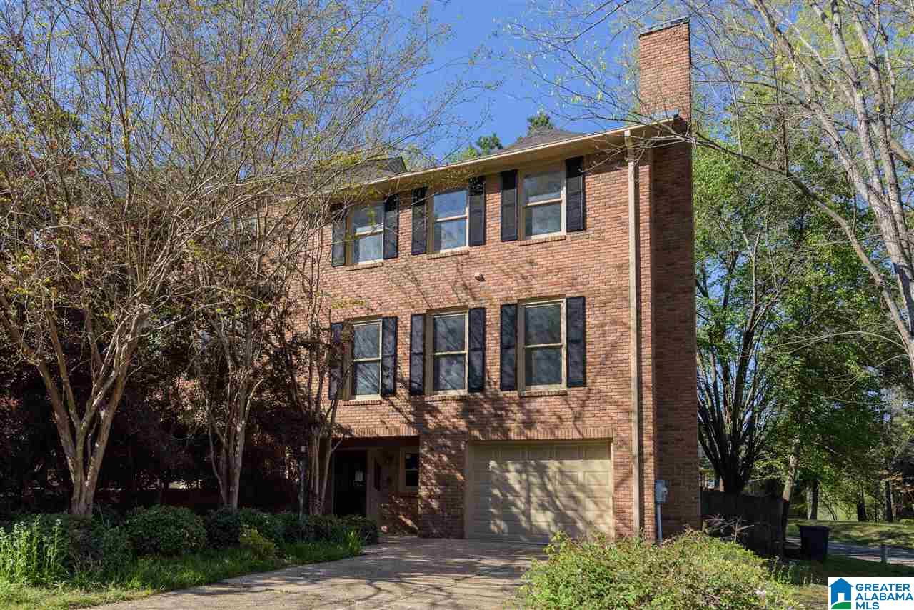 2423 Richelieu Drive Birmingham, AL 35216 - Photo 2 of 27 Gallery Image 2