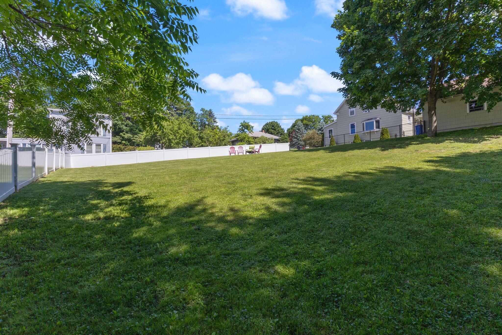 31 Dill Street Lewiston, ME 04240 - Photo 26 of 29 Fenced side yard