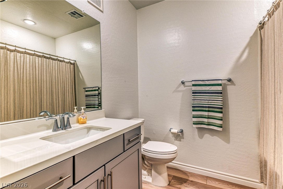 2555 Hampton Road, Unit 10108 Henderson, NV 89052 - Photo 13 of 23 Bathroom #2