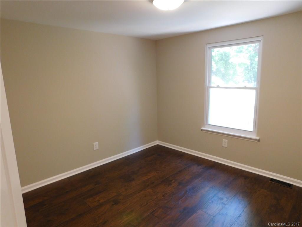 6639 Reddman Road Charlotte, NC 28212 - Photo 12 of 23