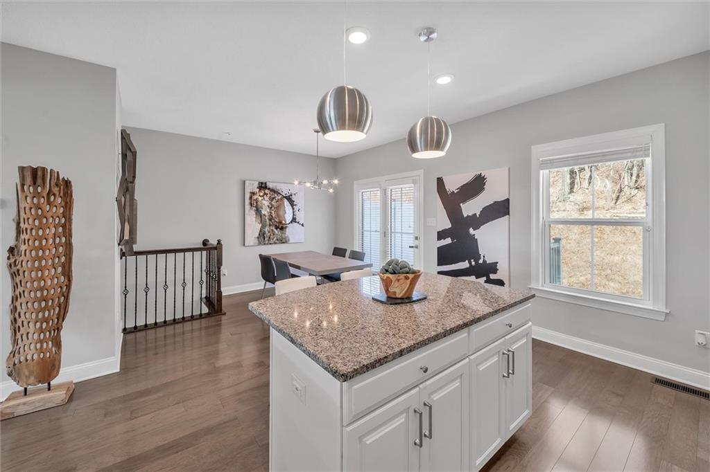 112 Cole Drive McKees Rocks, PA 15136 - Photo 7 of 21 Gallery Image 7