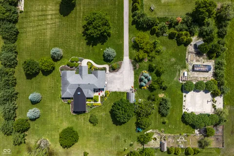 $1,500,000 | 19865 Moontown Road, Westfield, IN 46074