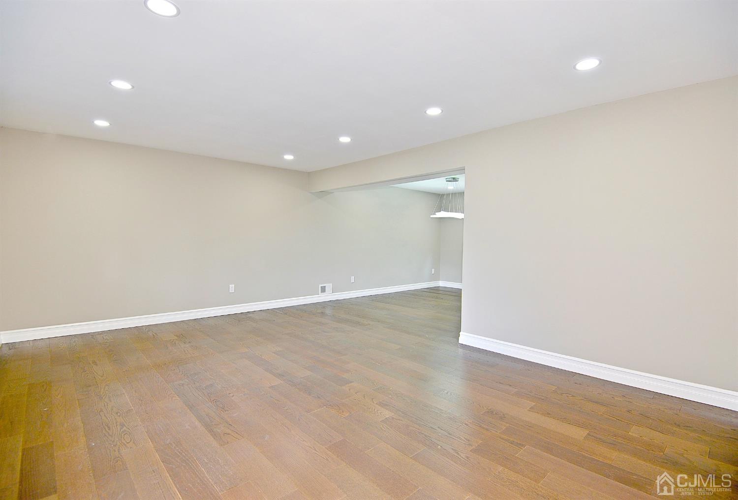 40 Arvin Road Old Bridge, NJ 08857 - Photo 5 of 32 Gallery Image 5