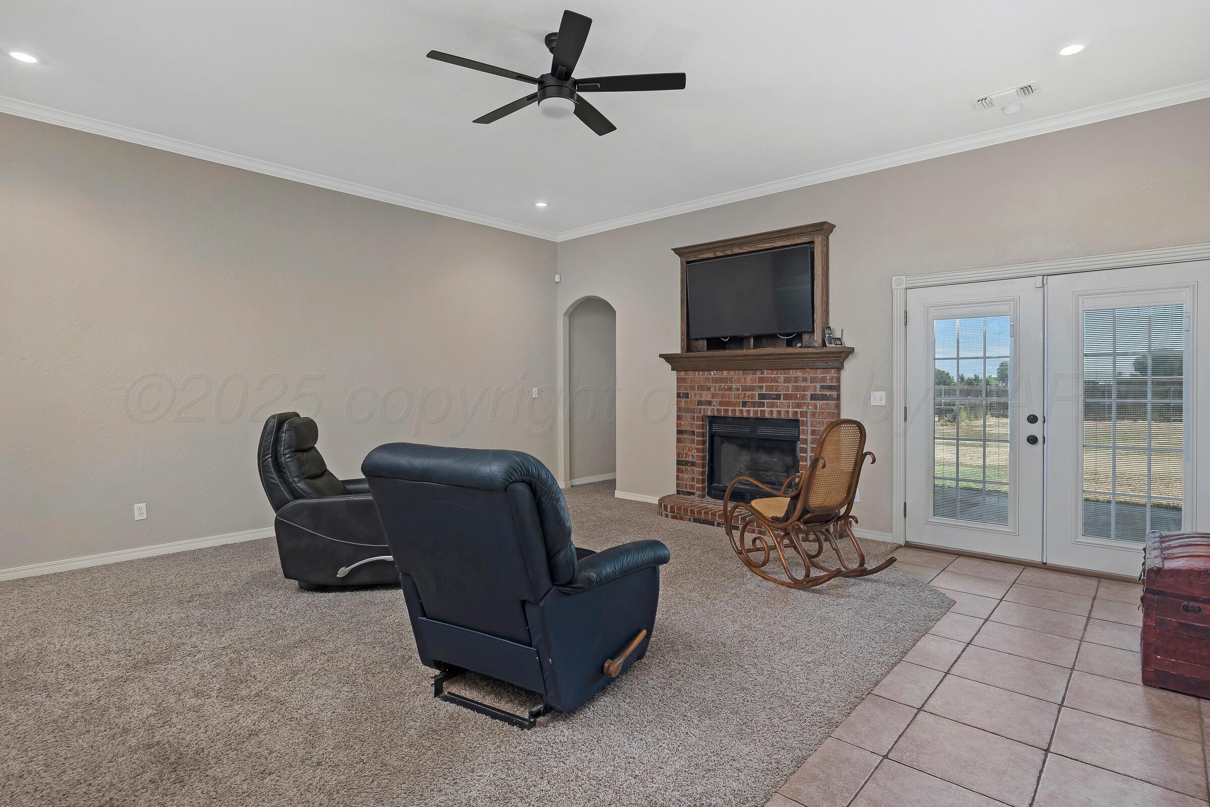 1371 Grasslands Road Bushland, TX 79124 - Photo 6 of 36 05-Living Room