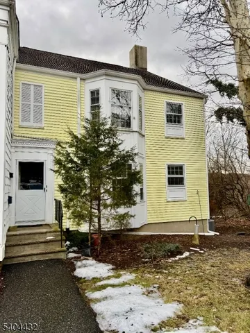 $1,950 | 151 Osprey Road, Hackettstown, NJ 07840