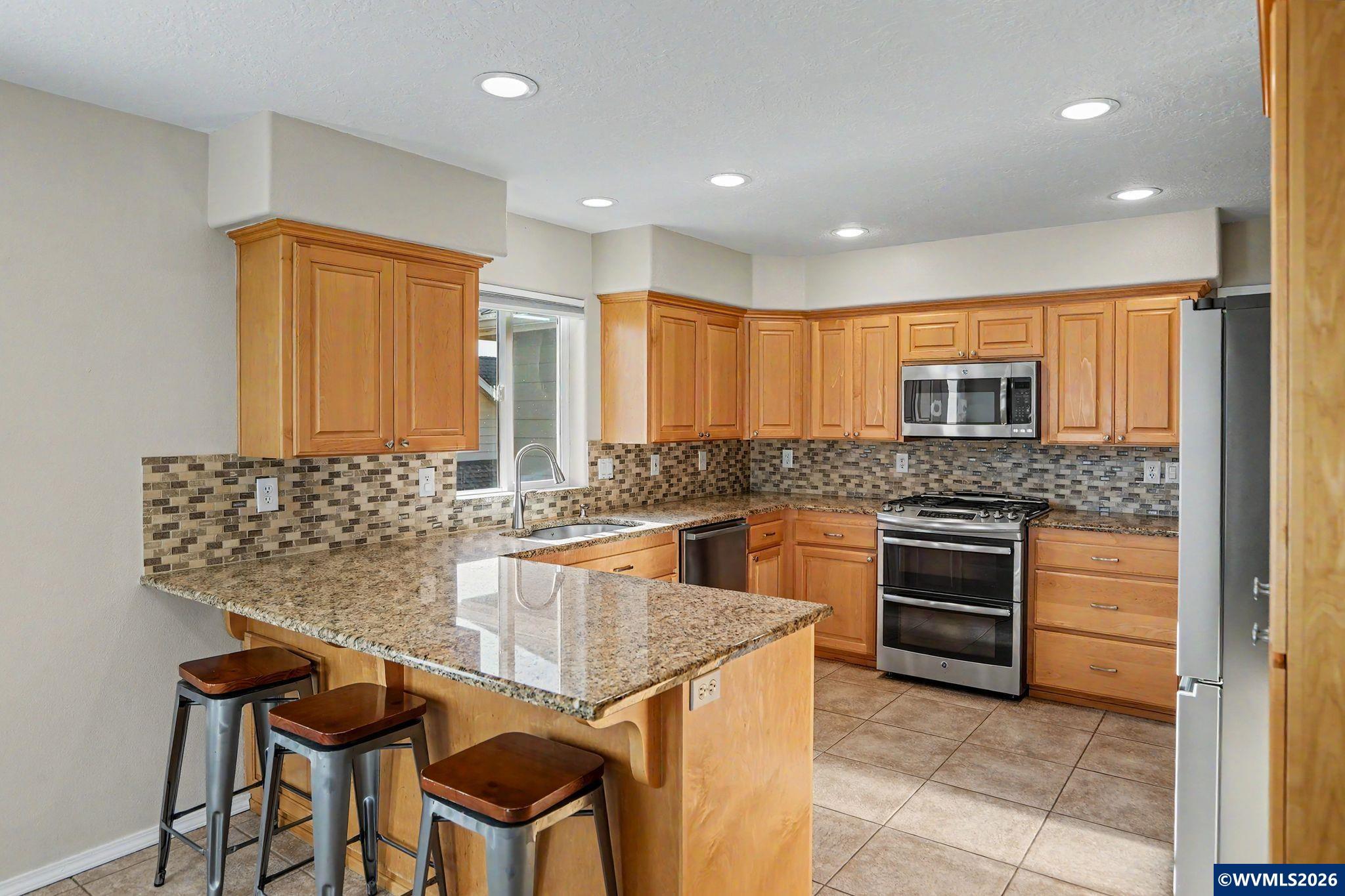 812 Southwest 8th Street Sublimity, OR 97385 - Photo 19 of 50