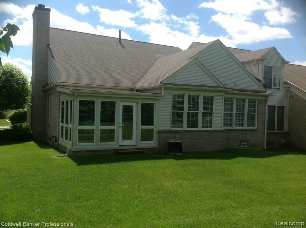 1514 Ford Court Rochester, MI 48306 - Photo 24 of 30 IMG_5425.jpg