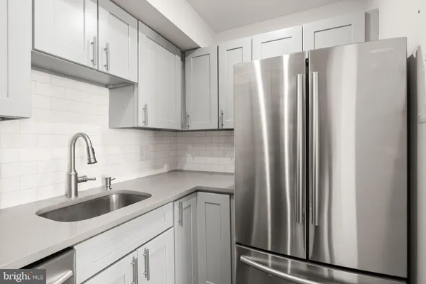 $2,500 | 1733 20th Street Northwest, Unit 301, Washington, DC 20009