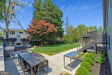 $2,375,000 | 1228 Perry William Drive, McLean, VA 22101