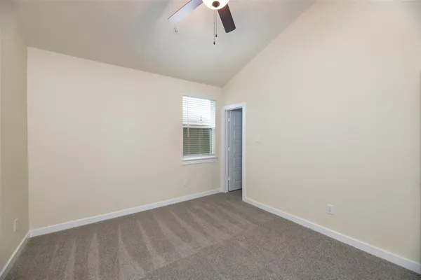 $1,695 | 723 Wheatfield Drive, Venus, TX 76084