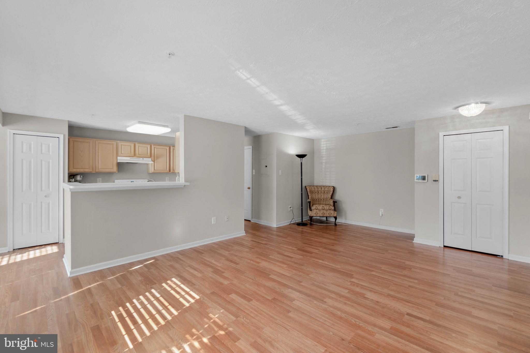 7906 Valley Manor Road, Unit 101 Owings Mills, MD 21117 - Photo 3 of 22 Living Room