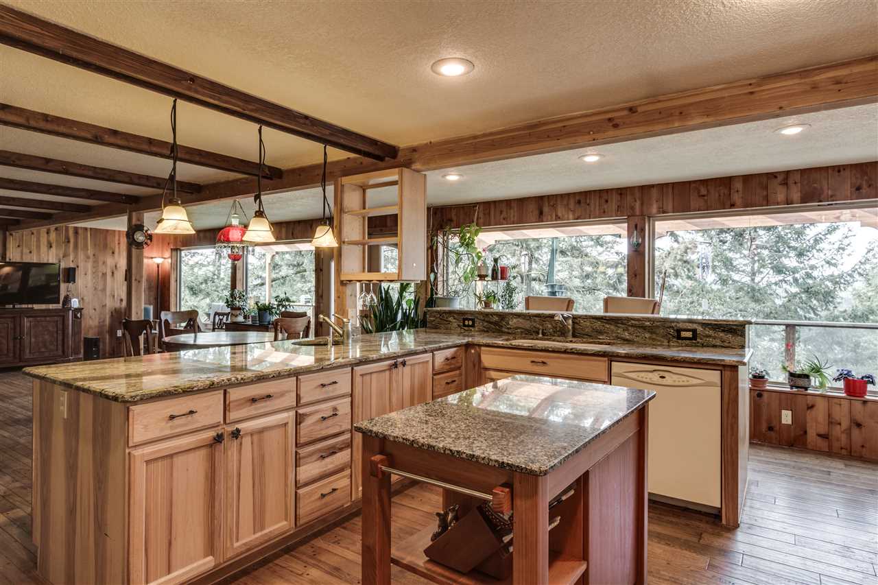 13720 West Lincoln Road Spokane, WA 99224 - Photo 4 of 17