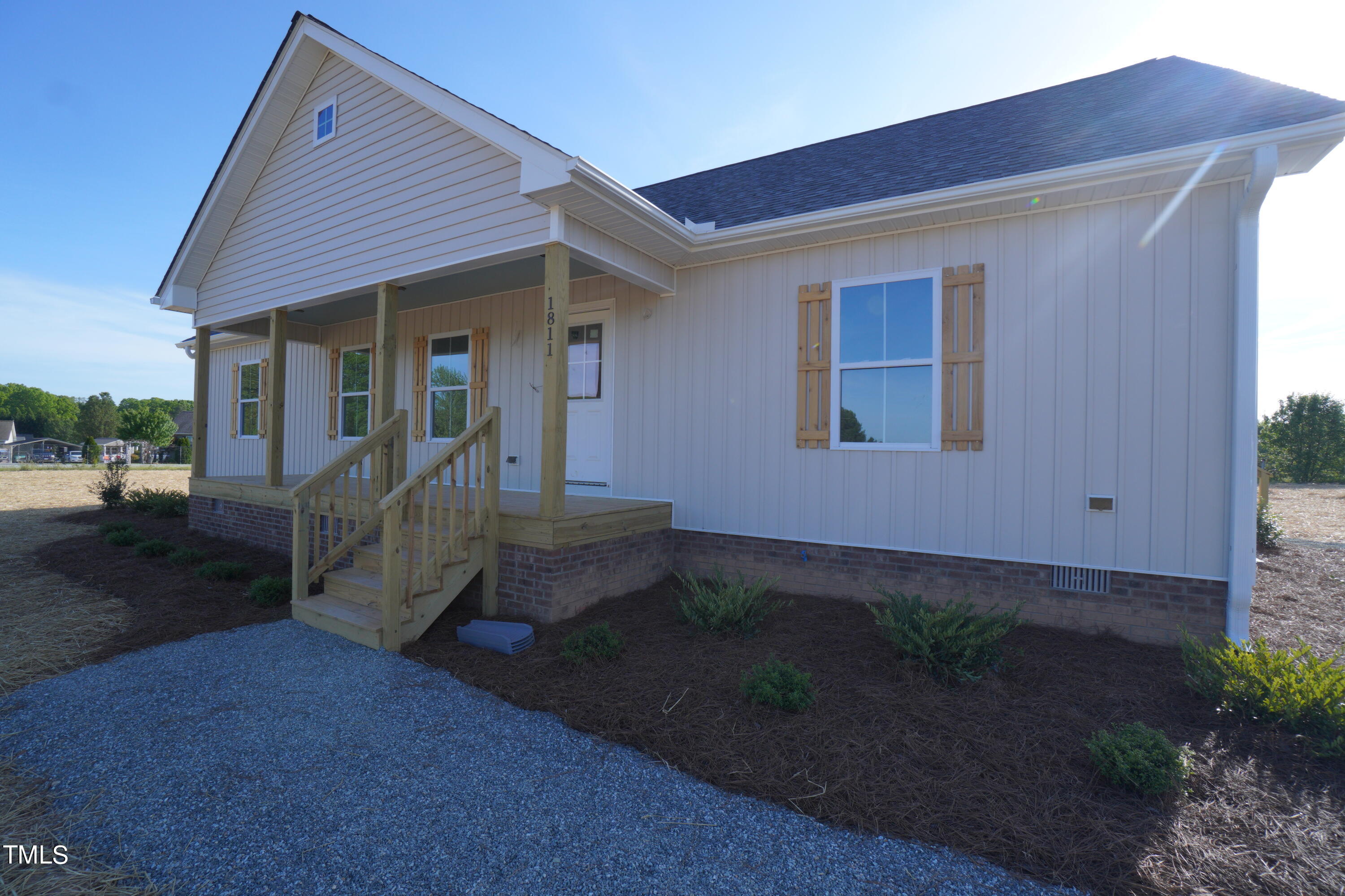 1810 Johnson Road Burlington, NC 27217 - Photo 2 of 19 Front Side of House
