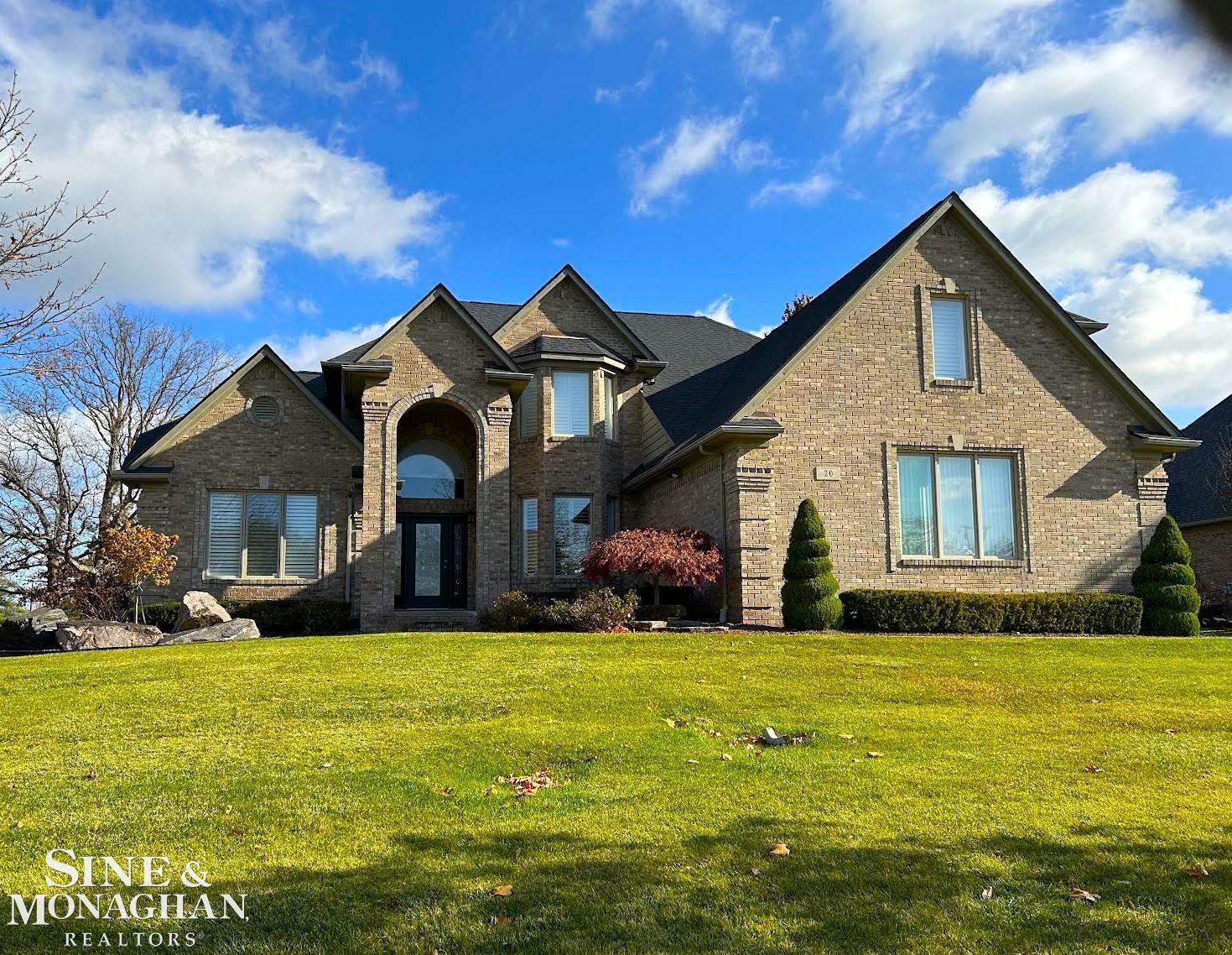 20 Old Course Road St. Clair, MI 48079 - Photo 1 of 66 50129187-5e132067-3493-4bef-af2c-e24088930f3e.JPG