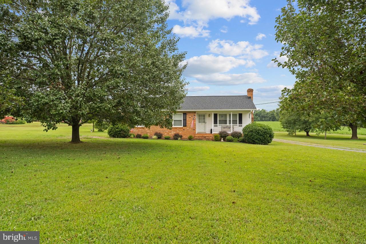 1118 Eppings Tract Road Montross, VA 22520 - Photo 1 of 28 Well-kept Brick Ranch in rural country setting