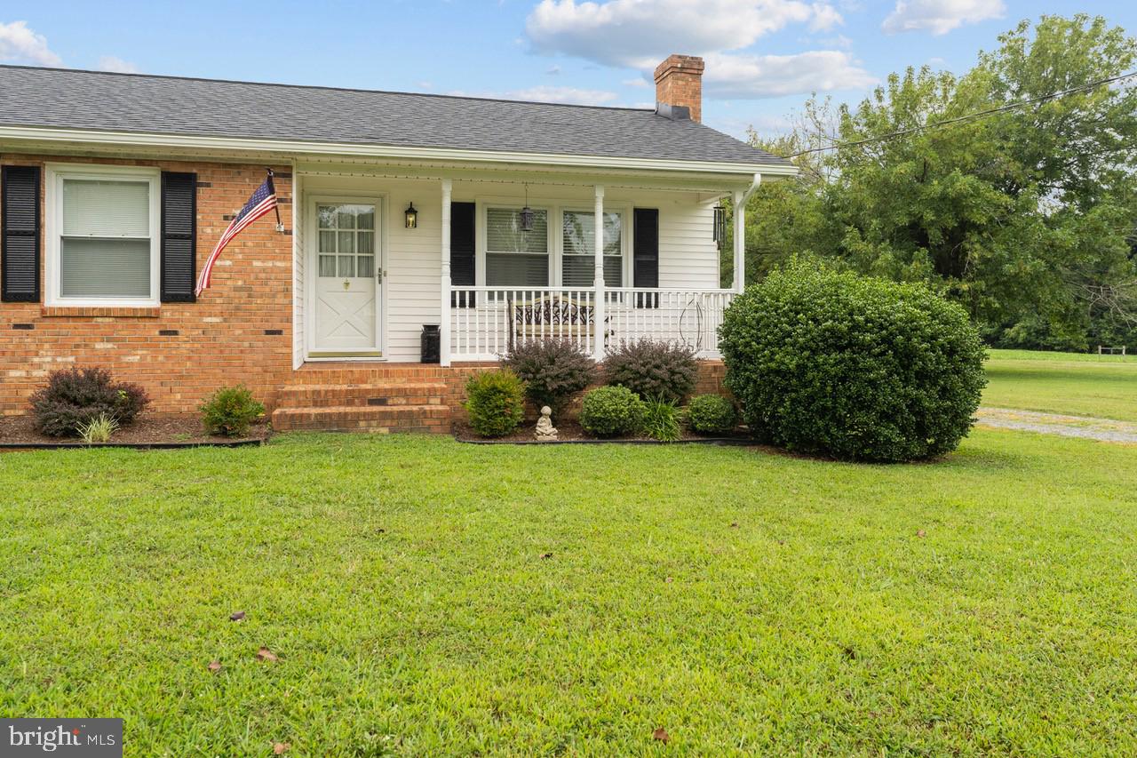 1118 Eppings Tract Road Montross, VA 22520 - Photo 3 of 28 Small front porch for the country view.