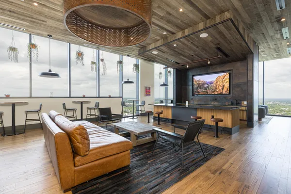 $3,100 | 84 North East Avenue, Unit 3708, Austin, TX 78701