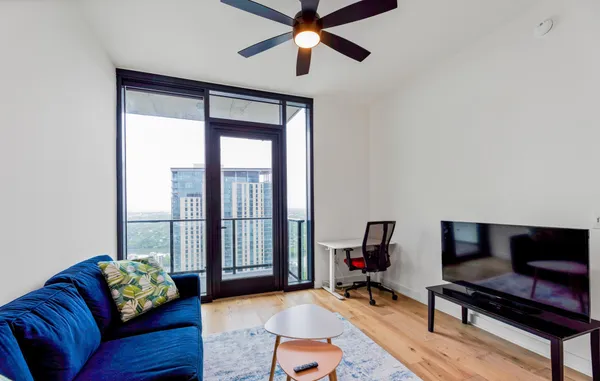 $3,100 | 84 North East Avenue, Unit 3708, Austin, TX 78701