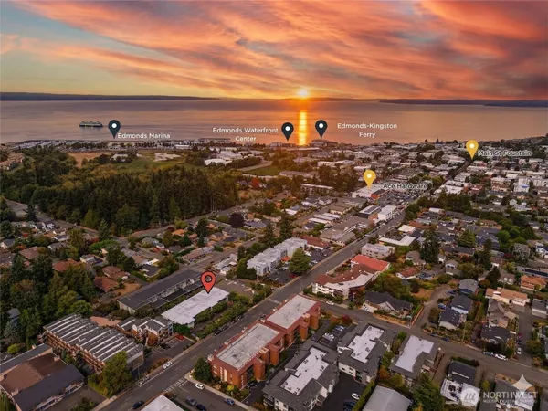 $555,750 | 1020 5th Avenue South, Unit 2, Edmonds, WA 98020