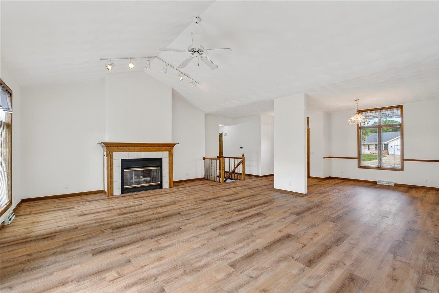 720 Waveland Road Janesville, WI 53548 - Photo 10 of 64