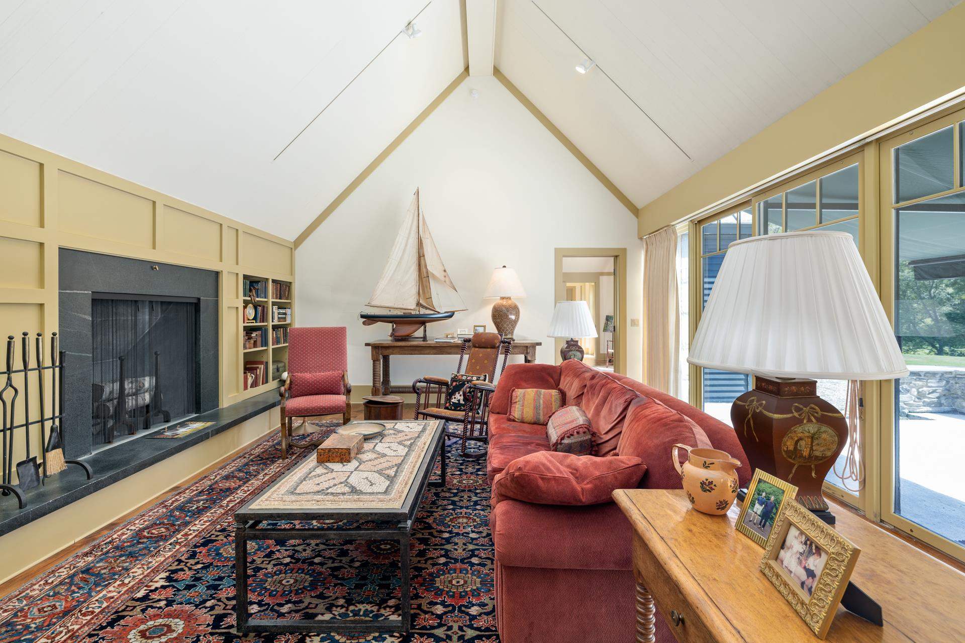 1046 Beaver Meadow Road Norwich, VT 05055 - Photo 16 of 40