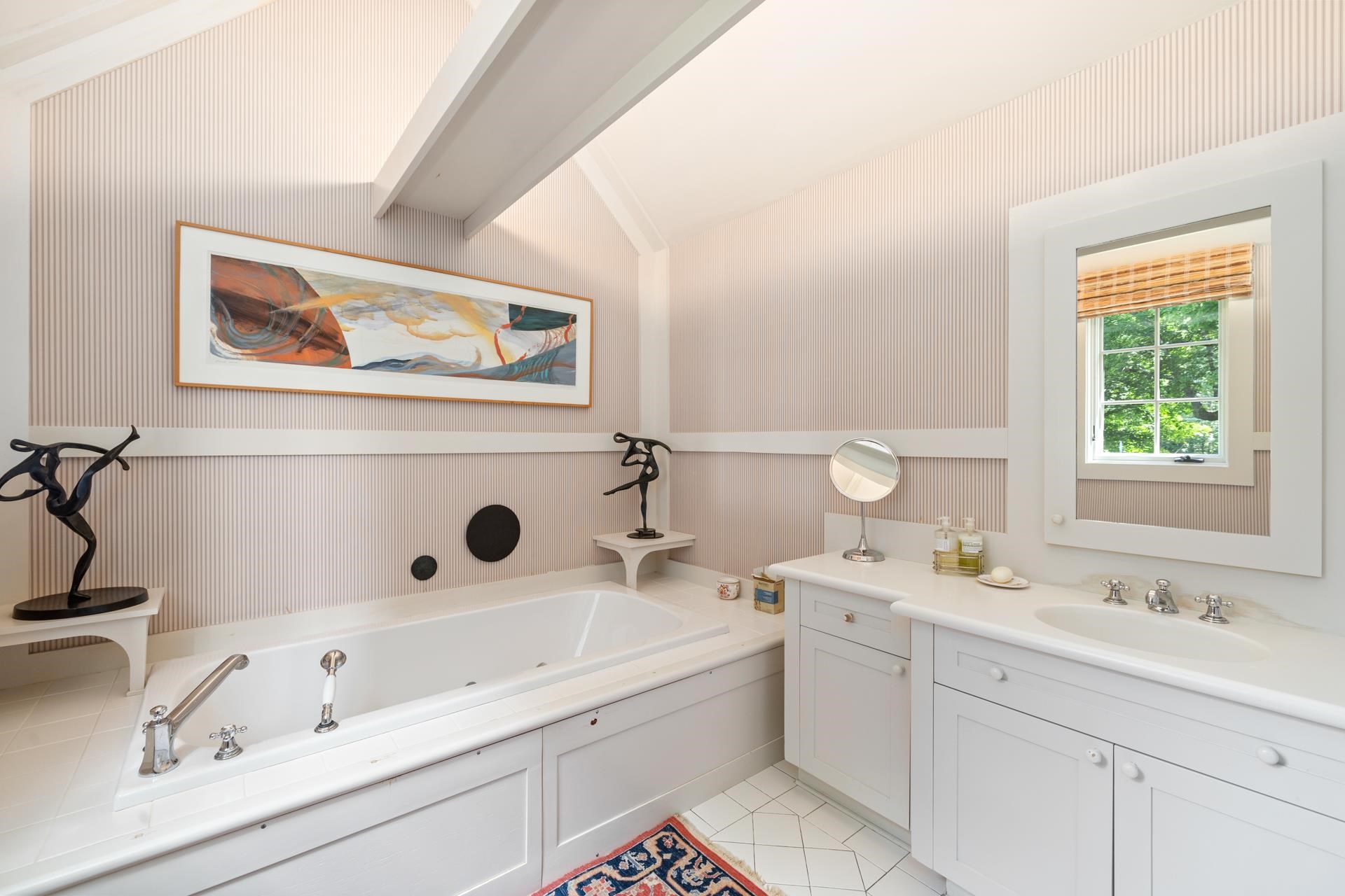 1046 Beaver Meadow Road Norwich, VT 05055 - Photo 23 of 40