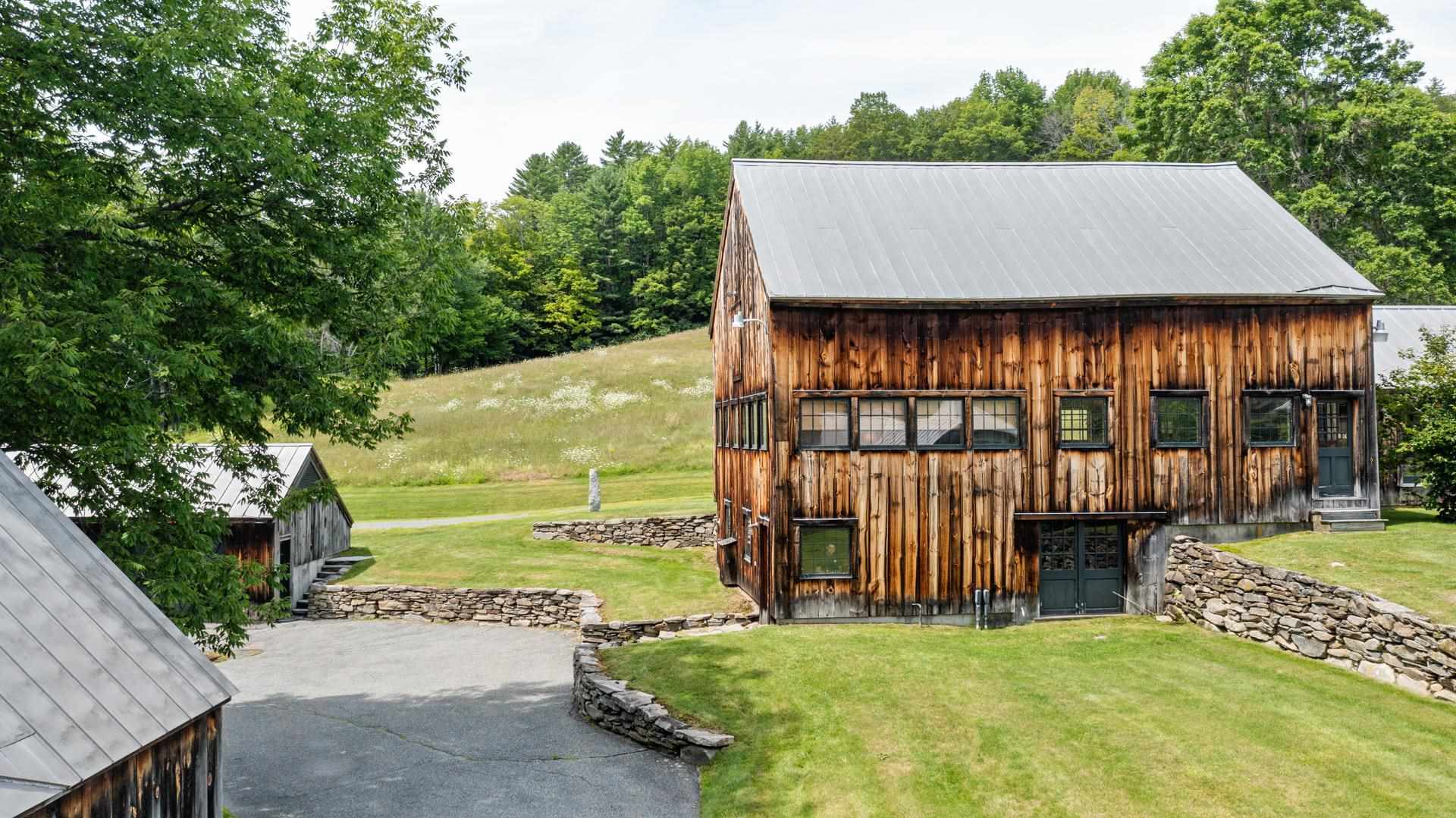 1046 Beaver Meadow Road Norwich, VT 05055 - Photo 27 of 40
