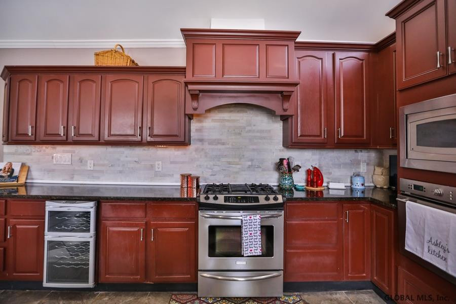 654 Sand Creek Road Colonie, NY 12205 - Photo 7 of 43 Photo 7