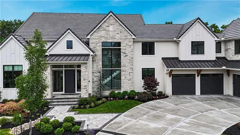 $3,750,000 | 17023 Wallace Way, Loch Lloyd, MO 64012