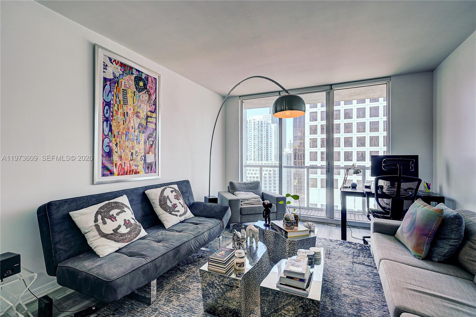 500 Brickell Avenue, Unit 4004 Miami, FL 33131 - Photo 4 of 15