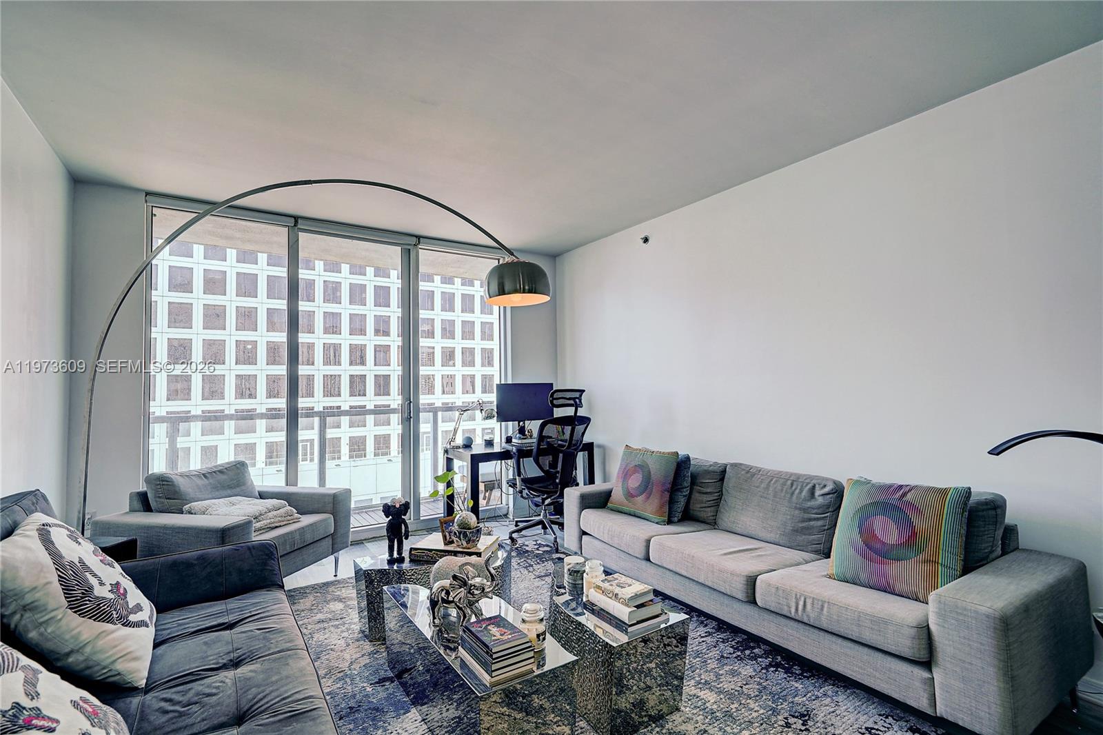 500 Brickell Avenue, Unit 4004 Miami, FL 33131 - Photo 5 of 15