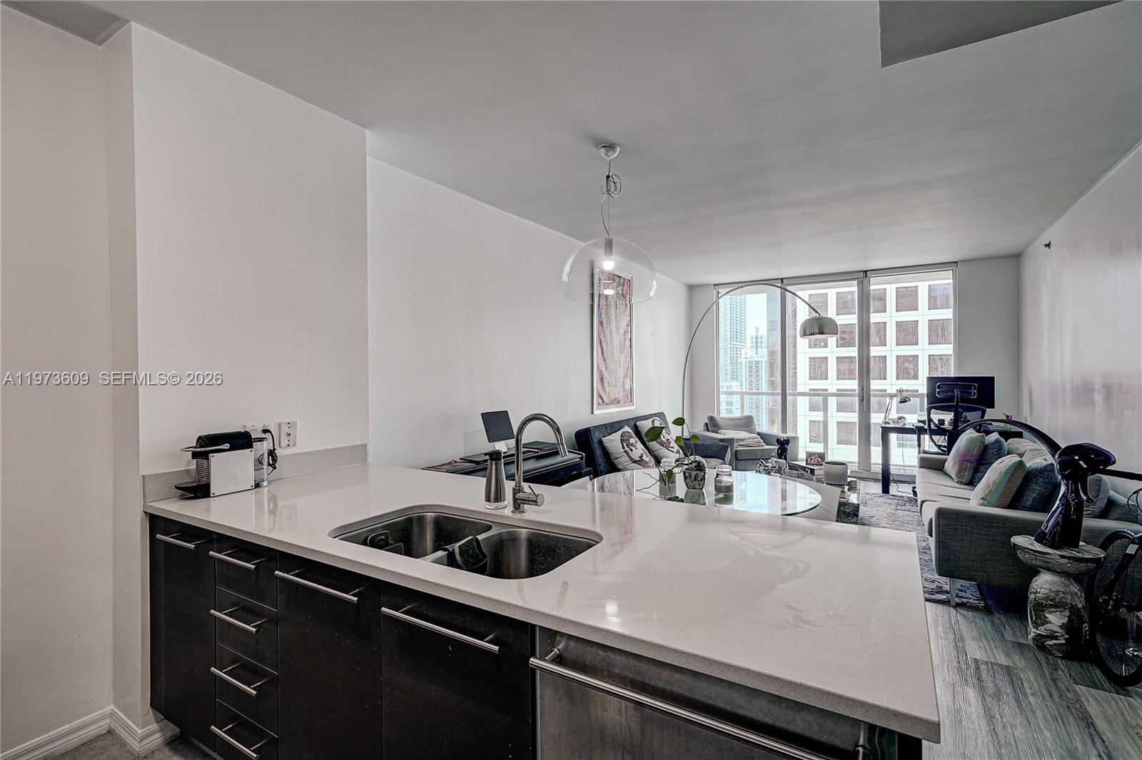 500 Brickell Avenue, Unit 4004 Miami, FL 33131 - Photo 7 of 15