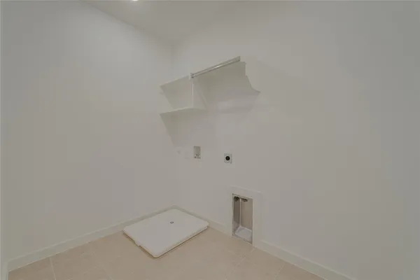 $2,550 | 659 Trail Side Drive, Lewisville, TX 75067