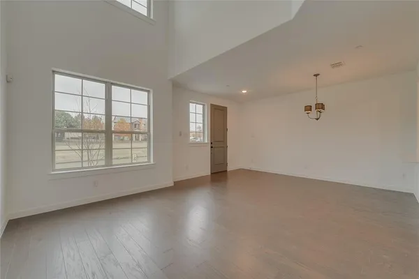 $2,550 | 659 Trail Side Drive, Lewisville, TX 75067