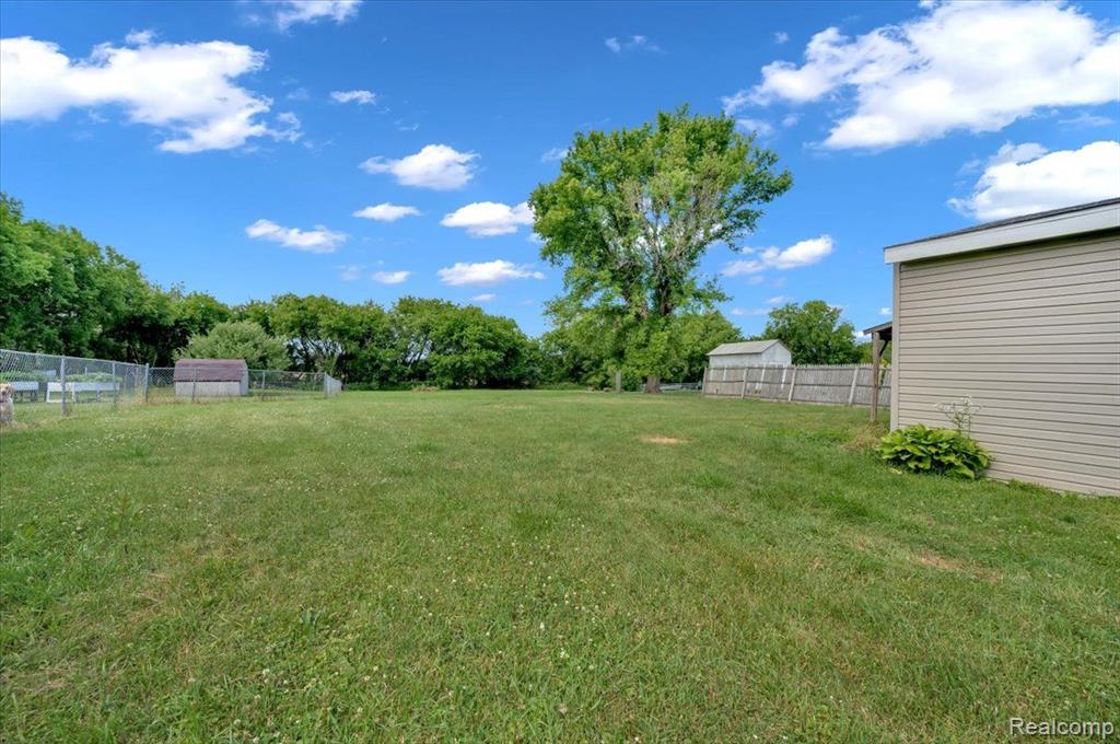 11183 Lapeer Road Davison, MI 48423 - Photo 23 of 25 Gallery Image 23