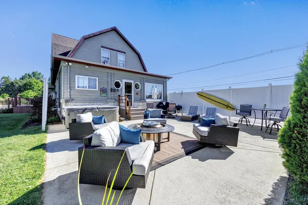 $899,900 | 513-529 North Duluth Avenue, Sturgeon Bay, WI 54235