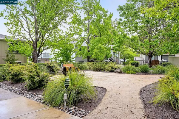 $695,000 | 1145 Leisure Lane, Unit 2, Walnut Creek, CA 94595