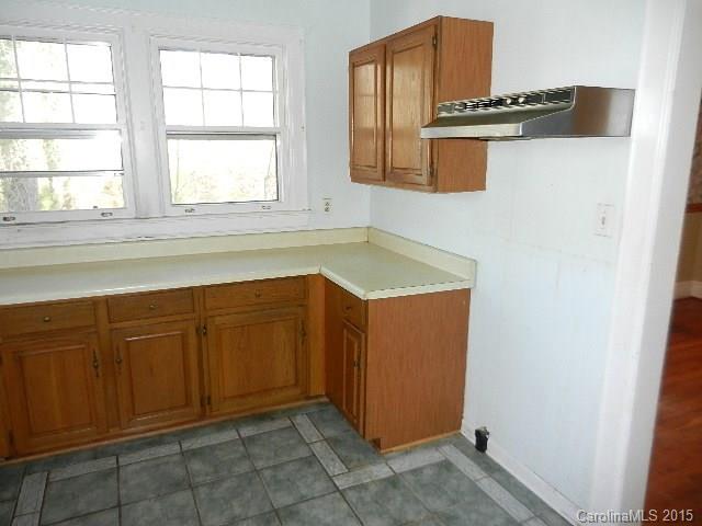 808 Cathey Road Charlotte, NC 28214 - Photo 5 of 18 Gallery Image 5