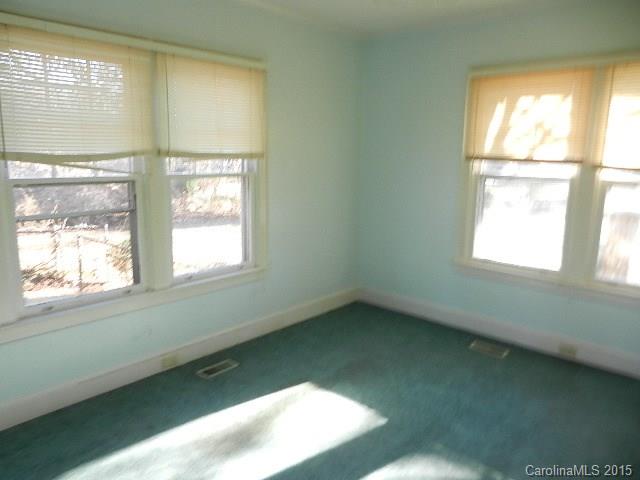808 Cathey Road Charlotte, NC 28214 - Photo 6 of 18 Gallery Image 6